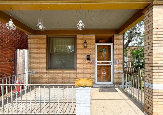 Listing Photo 4 - Condo for sale in building located at 219 Brownsville Rd, Pittsburgh, PA 15210