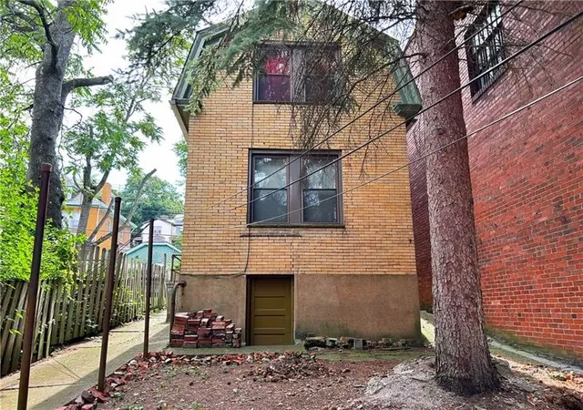 Listing Photo 5 - Condo for sale in building located at 219 Brownsville Rd, Pittsburgh, PA 15210