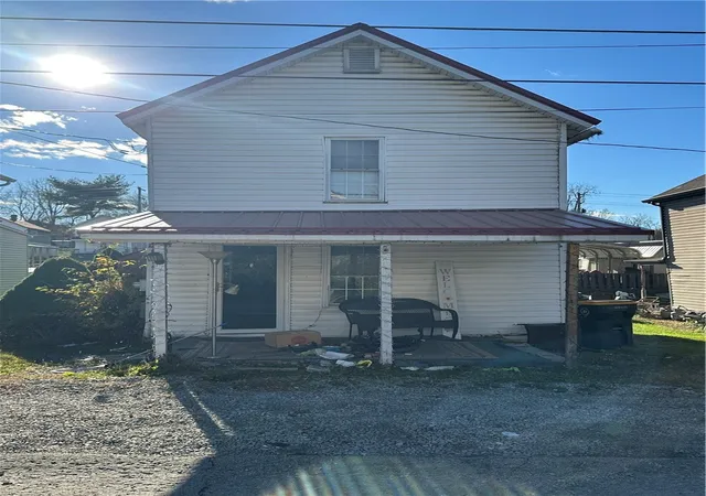 Homes for sale in Rostraver, PA | 425 Somers Street, Rostraver, PA 15072 | MLS# 1731143