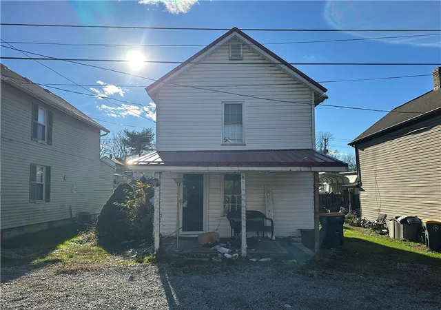 Homes for sale in Rostraver, PA | 425 Somers Street, Rostraver, PA 15072 | MLS# 1731143