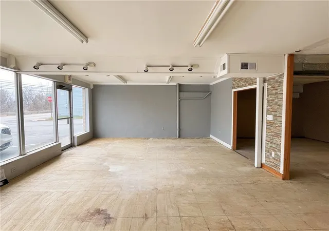 2nd image of 101 Mcgovern Boulevard, Crescent, PA 15046 | MLS# 1731016