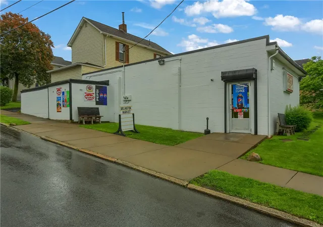 1st image of 726 Arlington Ave, New Castle, PA 16101 | MLS# 1731463