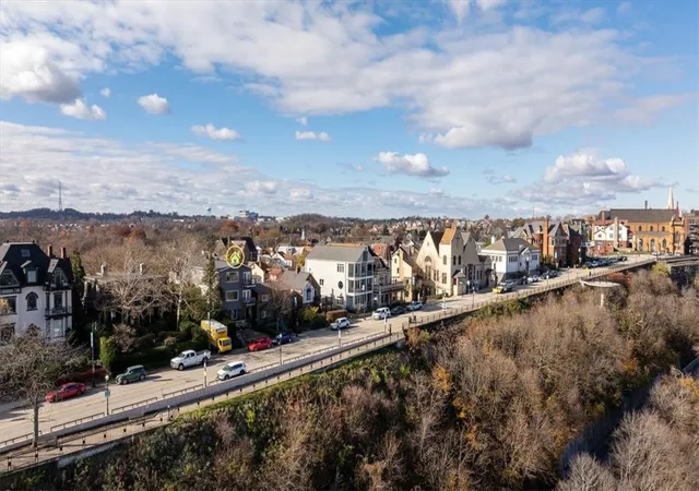2nd image of 237 Grandview Avenue, Mt Washington, PA 15211 | MLS# 1731624