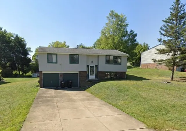 Photo 1 of Single family home for sale at 148 Sherwood Dr, Monaca, PA 15061 | MLS# 1731632 | Listing updated on 2026-05-07