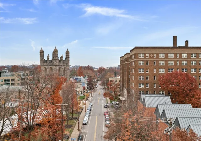 2nd image of 4625 Fifth Ave, Oakland, PA 15213