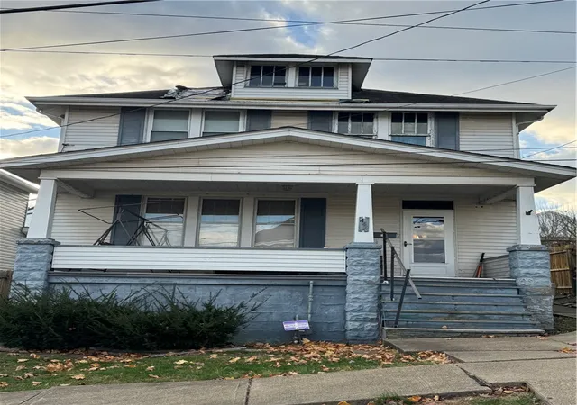 Homes for sale in N Charleroi, PA | 444 Isabella Ave, N Charleroi, PA 15022 | MLS# 1731662