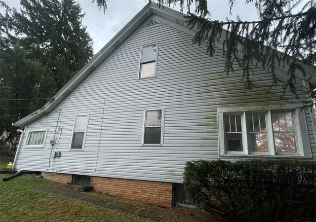 2nd image of 2409 25th St, Beaver Falls, PA 15010 | MLS# 1732004