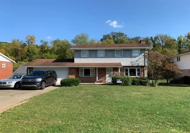 Homes for sale in Rostraver, PA | 206 Bonnie St, Rostraver, PA 15012 | MLS# 1732223