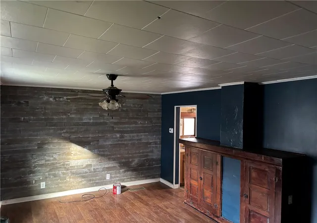 3rd image of 89 1/2 N Maiden St, Waynsbrg/frankln Twp, PA 15370 | MLS# 1732401
