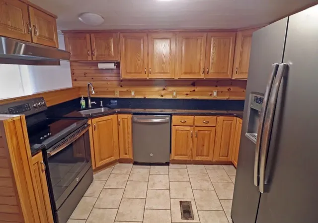 Photo 3 of Manufactured home for sale at 253 Wardentown Rd, Alverton, PA 15612 | MLS# 1732397 | Listing updated on 2026-08-31