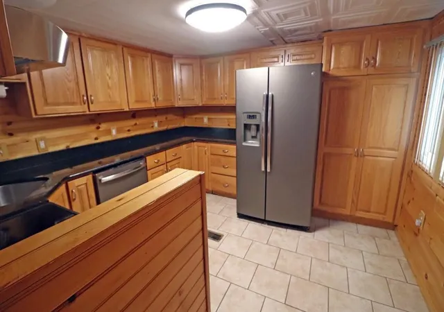 Photo 3 of Manufactured home for sale at 253 Wardentown Rd, Alverton, PA 15612 | MLS# 1732397 | Listing updated on 2026-08-31