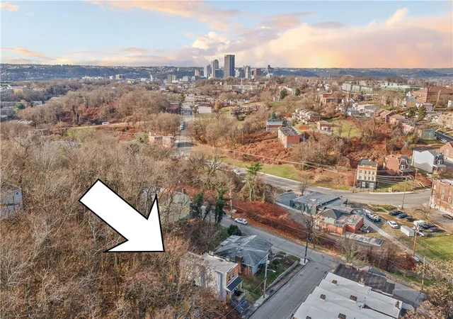 Photo 2 of Single family home for sale at 714 Cherokee St, Schenley Heights, PA 15219 | MLS# 1732523 | Listing updated on 2026-07-28