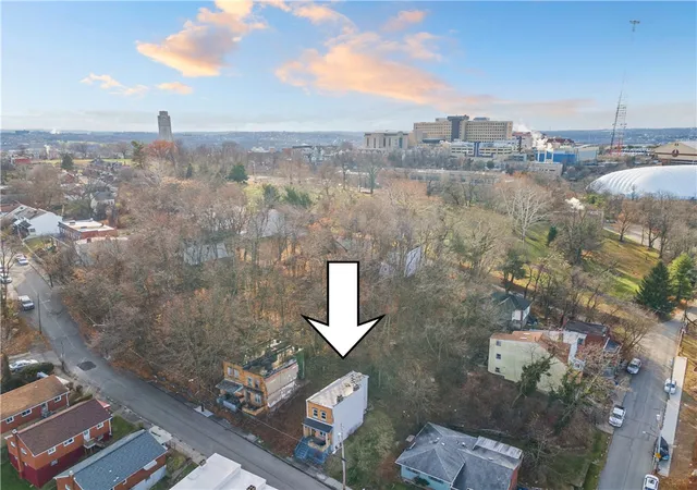 Photo 3 of Single family home for sale at 714 Cherokee St, Schenley Heights, PA 15219 | MLS# 1732523 | Listing updated on 2026-07-28
