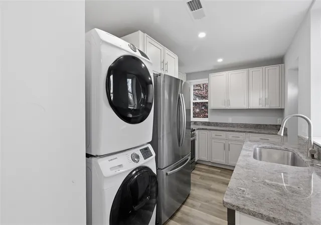 Photo 5 of Single family home for sale at 714 Cherokee St, Schenley Heights, PA 15219 | MLS# 1732523 | Listing updated on 2026-07-28