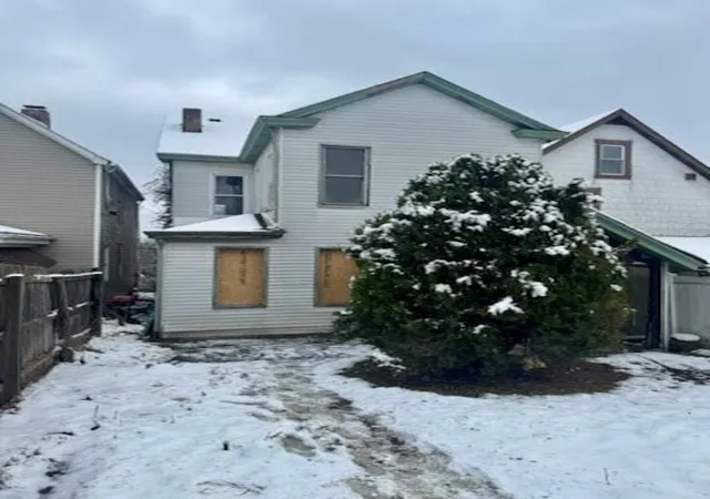 Homes for sale in Mc Kees Rocks, PA | 619 Frederick St, Mc Kees Rocks, PA 15136 | MLS# 1732557