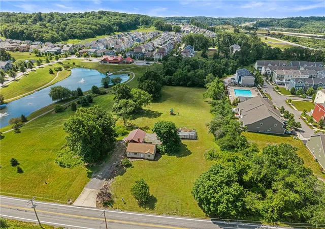 10th image of 1165 Freeport Rd, Mars, PA 16046 | MLS# 1732661