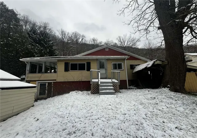 Homes for sale in Boggs Twp, PA | 612 State Route 1031, Boggs Twp, PA 16259 | MLS# 1732745