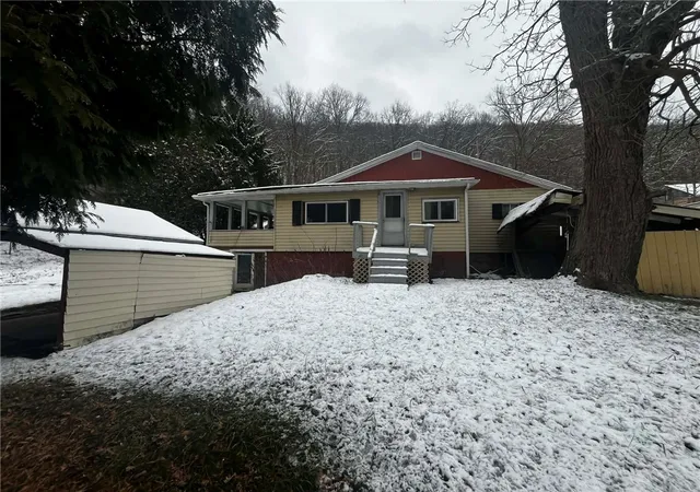 Homes for sale in Boggs Twp, PA | 612 State Route 1031, Boggs Twp, PA 16259 | MLS# 1732745