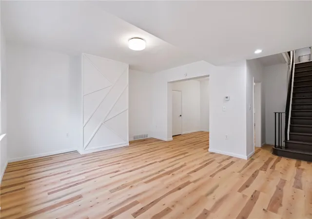 Homes for sale in Lawrenceville, PA | 5202 Keystone St, Lawrenceville, PA 15201 | MLS# 1732710