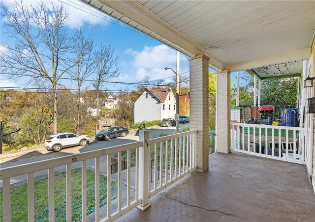 4th image of 253 Southern Ave, Mt Washington, PA 15211 | MLS# 1732711