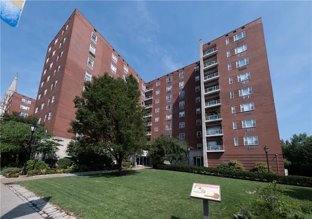 1st image of 4625 Fifth Avenue #609, Oakland, PA 15213 | MLS# 1733030