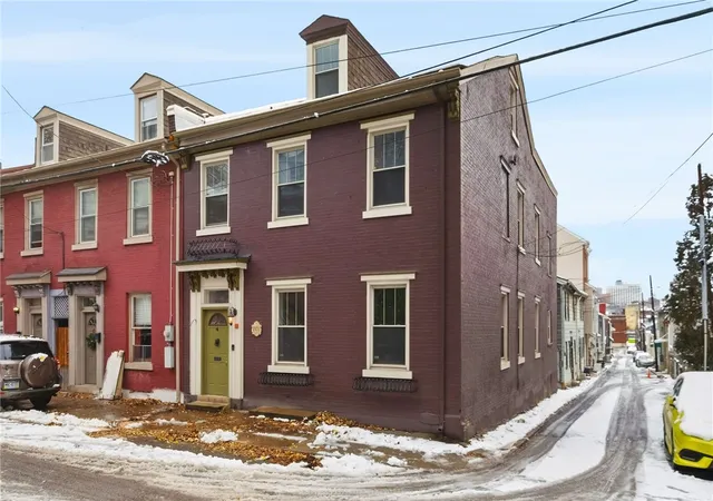Homes for sale in South Side, PA | 1311 Breed St, South Side, PA 15203 | MLS# 1733167