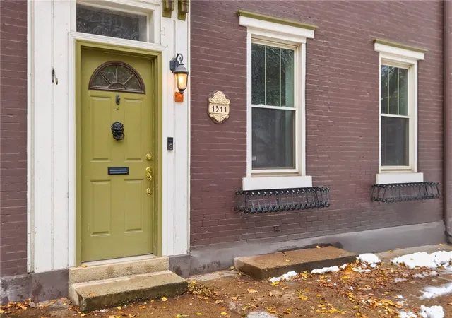 Homes for sale in South Side, PA | 1311 Breed St, South Side, PA 15203 | MLS# 1733167
