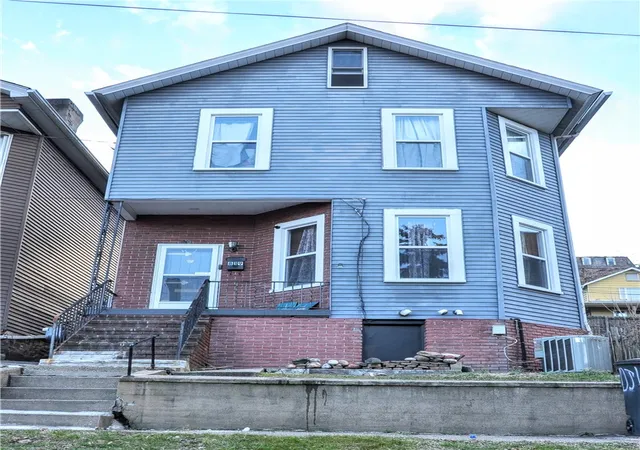 Homes for sale in Charleroi Boro, PA | 819 Lincoln Ave, Charleroi Boro, PA 15022 | MLS# 1732991