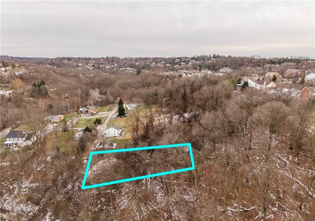 2nd image of 1853 Essen Hill Road, Upper St Clair, PA 15241 | MLS# 1733005