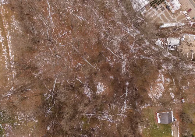 3rd image of 1853 Essen Hill Road, Upper St Clair, PA 15241 | MLS# 1733005
