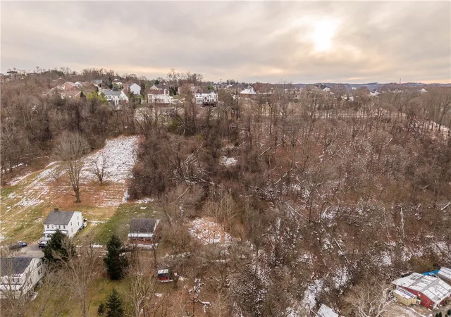 5th image of 1853 Essen Hill Road, Upper St Clair, PA 15241 | MLS# 1733005