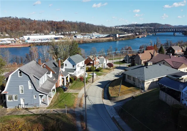 17th image of 144 Grandview Way, Speers Boro, PA 15022 | MLS# 1733321