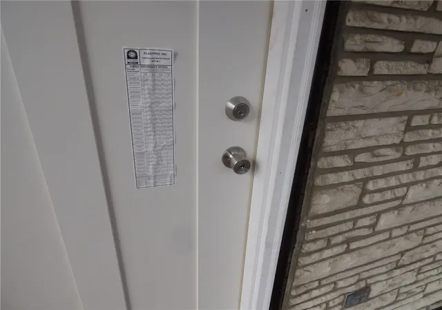 4th image of 304 Lorenz Ave, Pittsburgh, PA 15220 | MLS# 1733387