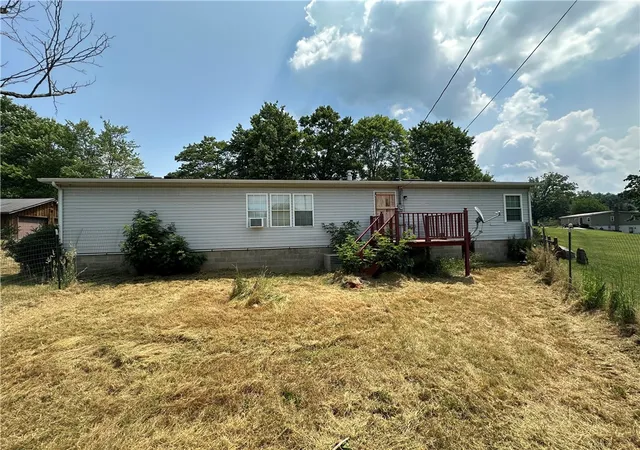 Homes for sale in Rimersburg, PA | 107 Rose Ln, Rimersburg, PA 16248 | MLS# 1733428