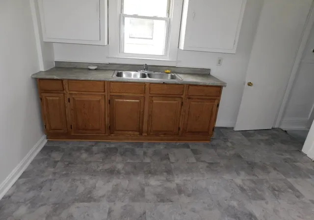 2nd image of 793 Baldwin Ave, Sharon, PA 16146 | MLS# 1733582