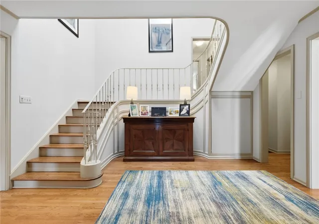 3rd image of 800 Amberson, Shadyside, PA 15232 | MLS# 1733584