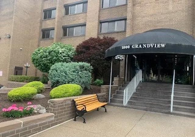 1st image of 1000 Grandview Avenue #401, Mt Washington, PA 15211 | MLS# 1733520