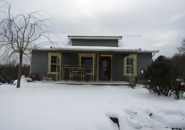 Photo 1 of Single family home for sale at 761 Route 18, Hanover Twp, PA 15021 | MLS# 1733617 | Listing updated on 2026-01-30