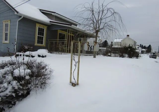 Photo 3 of Single family home for sale at 761 Route 18, Hanover Twp, PA 15021 | MLS# 1733617 | Listing updated on 2026-01-30