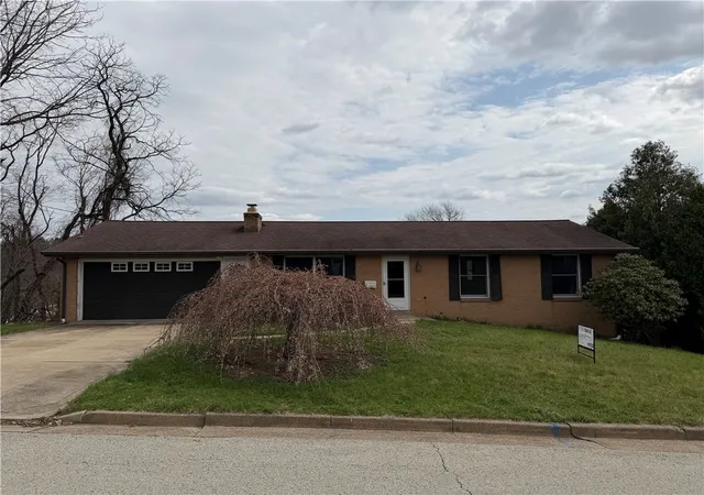 1st image of 1014 Jefferson Ave, Jeannette, PA 15644 | MLS# 1733730