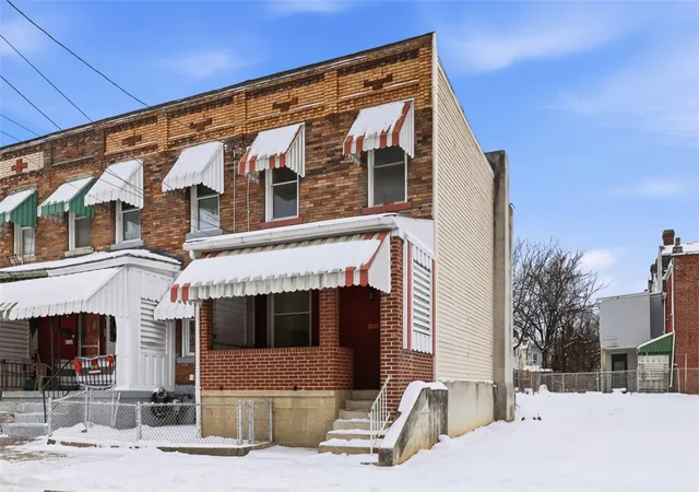 1st image of 208 W Elizabeth St, Hazelwood, PA 15207 | MLS# 1733789