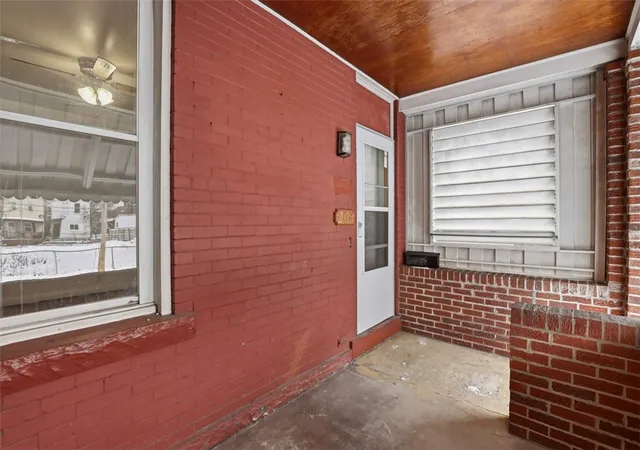 Photo 3 of Single family home for sale at 208 W Elizabeth St, Hazelwood, PA 15207 | MLS# 1733789 | Listing updated on 2026-07-30
