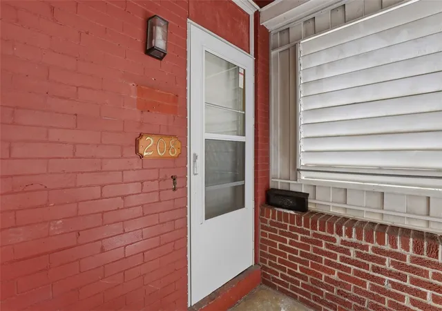 Photo 3 of Single family home for sale at 208 W Elizabeth St, Hazelwood, PA 15207 | MLS# 1733789 | Listing updated on 2026-07-30