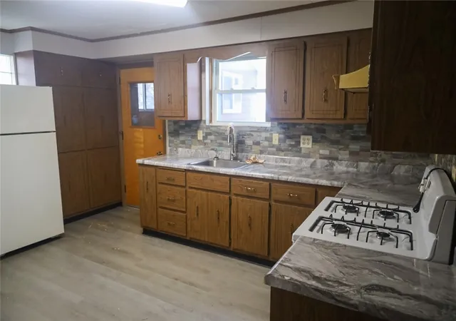 Homes for sale in Clairton, PA | 635 Large Ave, Clairton, PA 15025 | MLS# 1735213