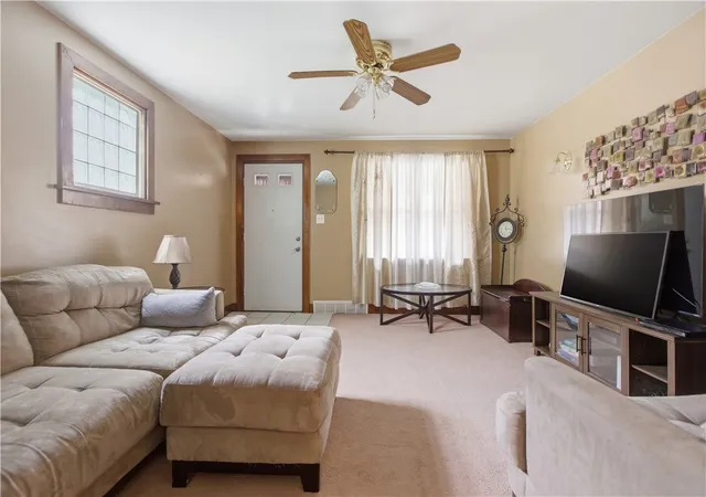 Homes for sale in Troy Hill, PA | 1622 Harpster St, Troy Hill, PA 15212 | MLS# 1735253