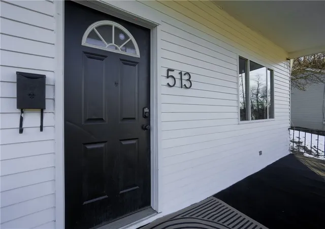 3rd image of 513 Grace St, Mt Washington, PA 15211 | MLS# 1735295