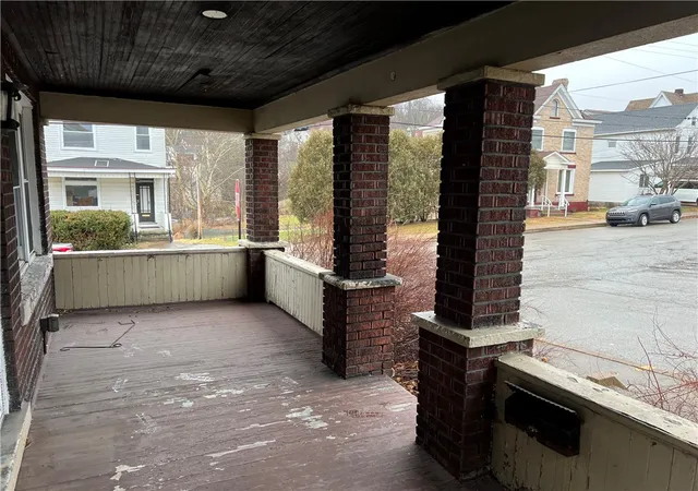 Homes for sale in Jeannette, PA | 536 Patton Ave, Jeannette, PA 15644 | MLS# 1735309