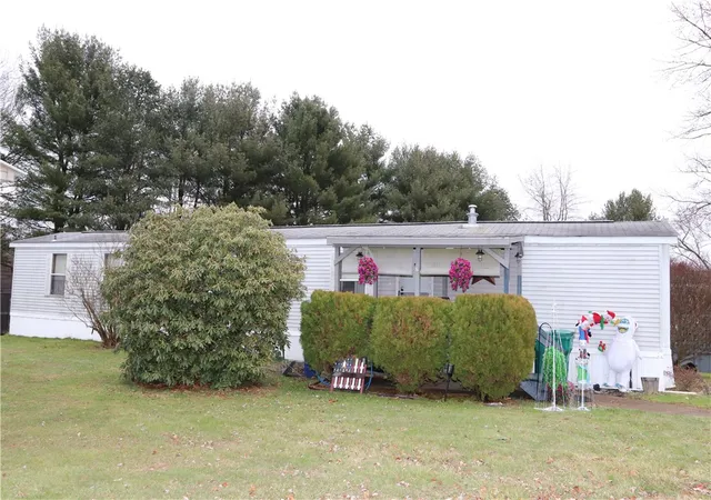 Photo 1 of Manufactured home for sale at 26 Landis Ave, Cranberry Township, PA 16066 | MLS# 1735306 | Listing updated on 2026-04-29