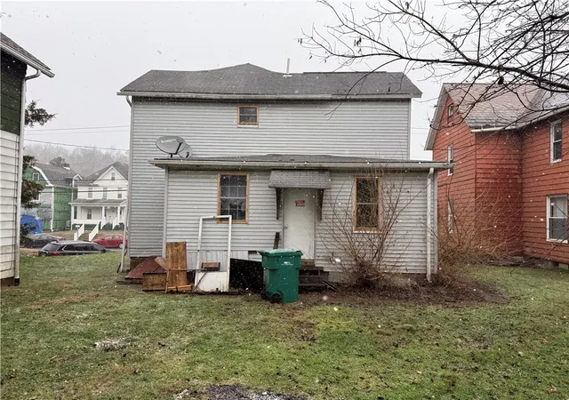 Photo 4 of House for sale at 210 Mercer St, Butler, PA 16001 | MLS# 1735357 | Listing updated on 2026-08-28
