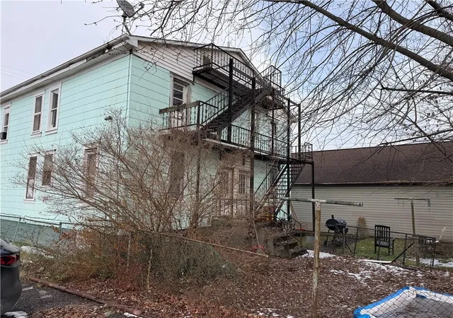 Listing Photo 5 - Condo for sale in building located at 320 W Birch St, Butler, PA 16001